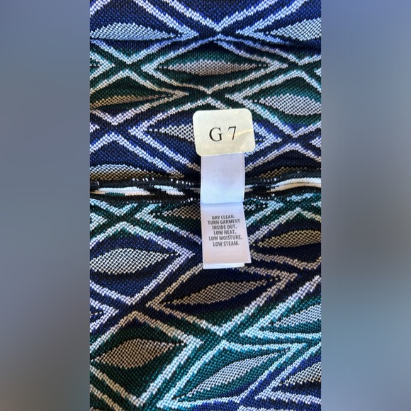 New! ST. JOHN Graduated Diamond Knit Dress - Picture 7 of 10